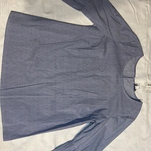•Color: Navy •Size L